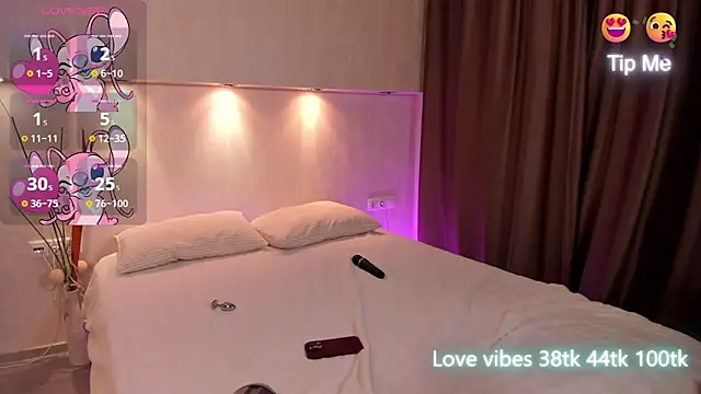 Tracy-Taylor online show from 03.10.25