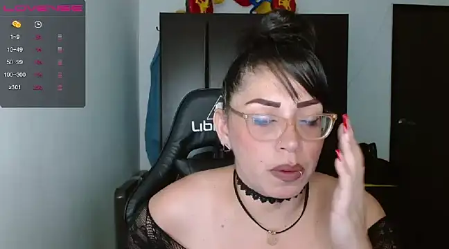 Snapshot of natashasmithe chatting on 01.23.25 natashasmithe online show from 01.23.25