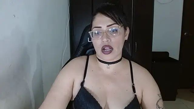 Snapshot of natashasmithe chatting on 01.07.26 natashasmithe online show from 01.07.26