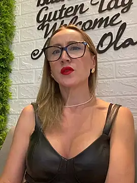 LauraDavis online show from 07.16.26