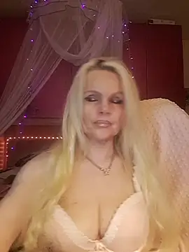 Angeldevilus online show from 04.19.26