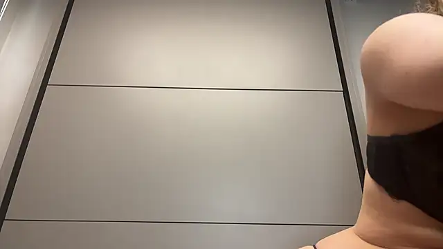 Monicbabe online show from 03.22.25