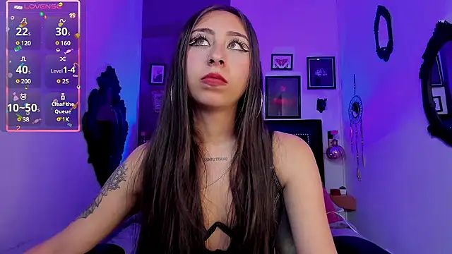 Snapshot of _cloe_martinez chatting on 12.06.24 cloe martinez online show from 12.06.24