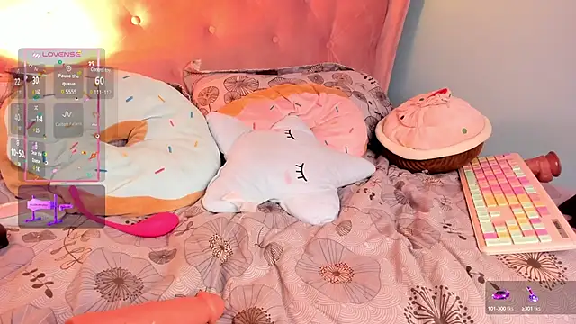 Snapshot of _cloe_martinez chatting on 02.05.25 cloe martinez online show from 02.05.25