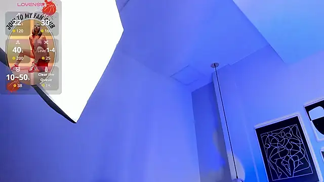 Snapshot of _cloe_martinez chatting on 10.01.25 cloe martinez online show from 10.01.25