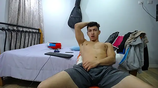 Snapshot of Iam_yourbabyprincess_XD chatting on 01.22.25 Iam yourbabyprincess XD online show from 01.22.25