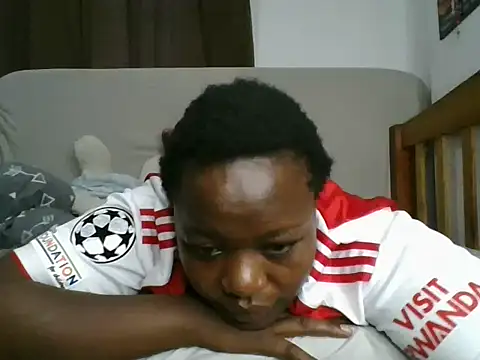 Horny wifey254 online show from 11.27.25