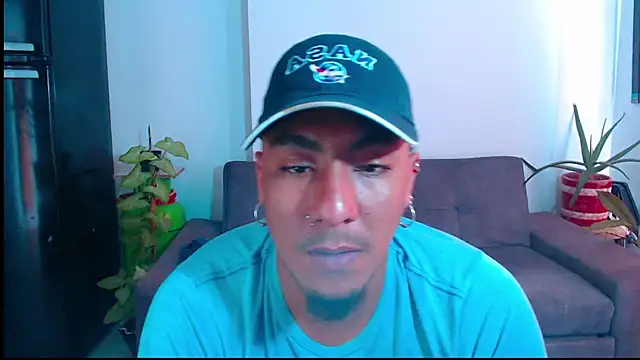 yosoy enzo2020 online show from 12.11.24