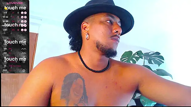 yosoy enzo2020 online show from 02.23.25