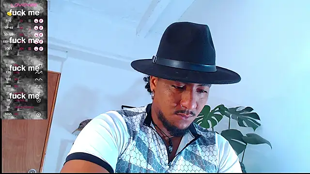 yosoy enzo2020 online show from 02.25.25