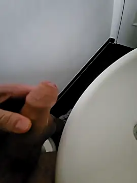 Snapshot of thesmiledoc chatting on 01.19.25 thesmiledoc online show from 01.19.25