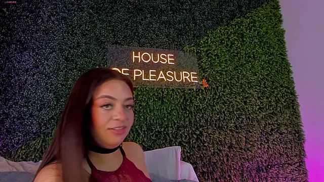 sarah-bonneth online show from 03.11.26