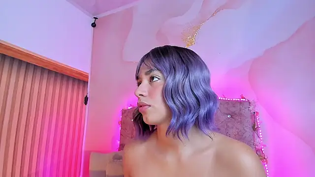 Snapshot of Khassia_f32 chatting on 03.08.25 Khassia f32 online show from 03.08.25