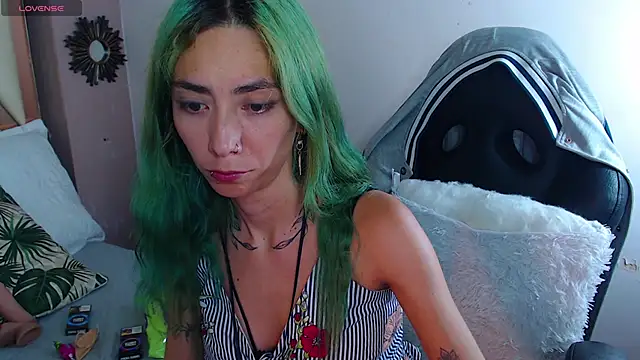 Erika Stevens online show from 10.05.25