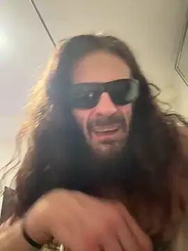 Sluckkkbigdk online show from 04.04.26