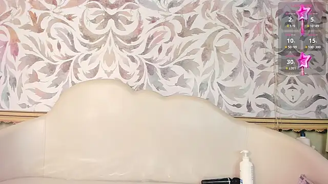 Snapshot of valentina_cortes72 chatting on 01.10.25 valentina cortes72 online show from 01.10.25