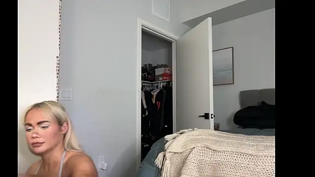 ElenaErickson online show from 01.07.26