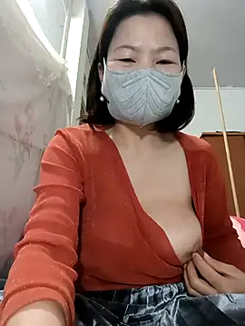 Snapshot of Anna_Toy19 chatting on 03.04.25 Anna Toy19 online show from 03.04.25