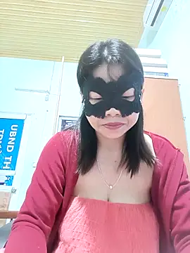 Snapshot of Anna_Toy19 chatting on 11.18.25 Anna Toy19 online show from 11.18.25