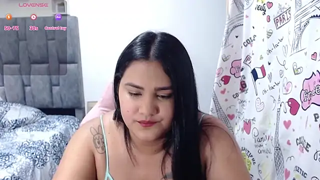 Snapshot of Alicelunaa chatting on 11.23.25 Alicelunaa online show from 11.23.25