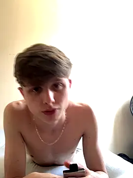 Snapshot of Diego17age chatting on 10.16.25 Diego17age online show from 10.16.25