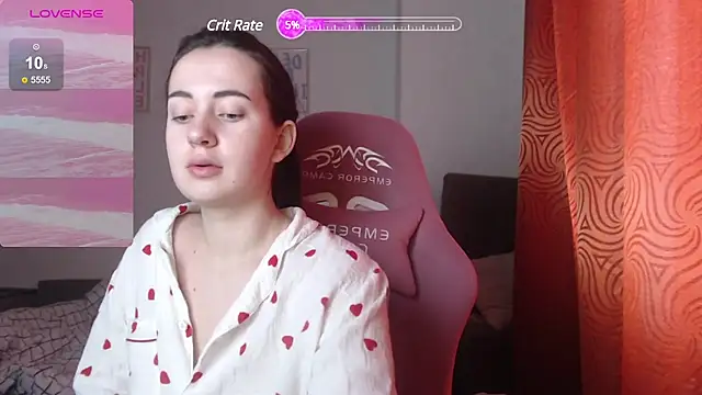 SweetieKendl online show from 02.26.25