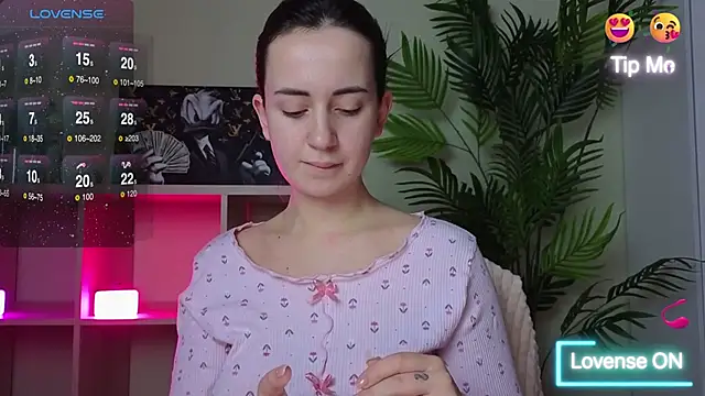 SweetieKendl online show from 02.10.26