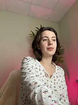 SweetieKendl online show from 06.04.26