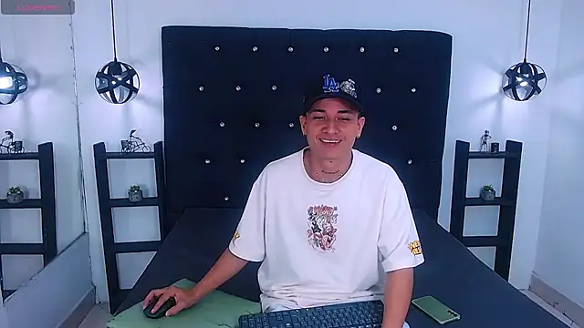 jeic 18 online show from 10.12.25