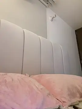 Nathcurly  online show from 01.07.26