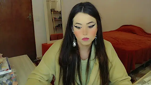 Snapshot of Sophie_Fantasys chatting on 06.08.26 Sophie Fantasys online show from 06.08.26