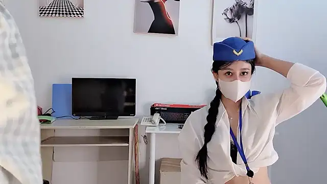 Mono-Stewardesss online show from 01.17.26