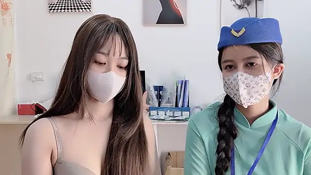 Mono-Stewardesss online show from 02.04.26