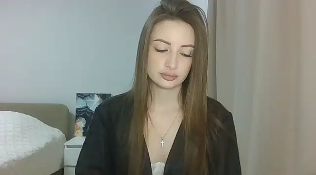 Jule Helen online show from 02.24.25