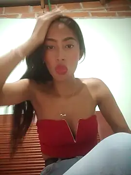 Adrianagonzalesxx online show from 04.06.26