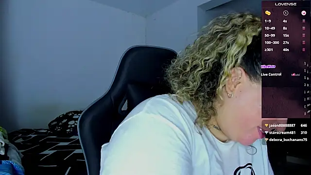 Snapshot of mariana_maze chatting on 01.07.25 mariana maze online show from 01.07.25