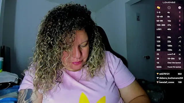 Snapshot of mariana_maze chatting on 01.11.25 mariana maze online show from 01.11.25