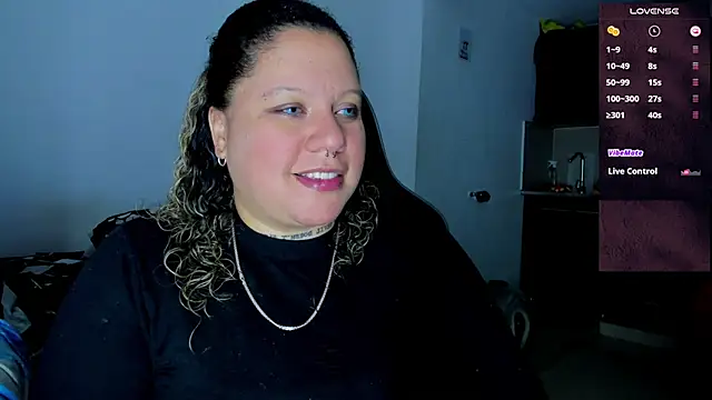 Snapshot of mariana_maze chatting on 01.20.25 mariana maze online show from 01.20.25