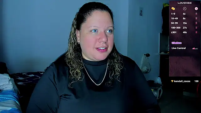 Snapshot of mariana_maze chatting on 01.23.25 mariana maze online show from 01.23.25