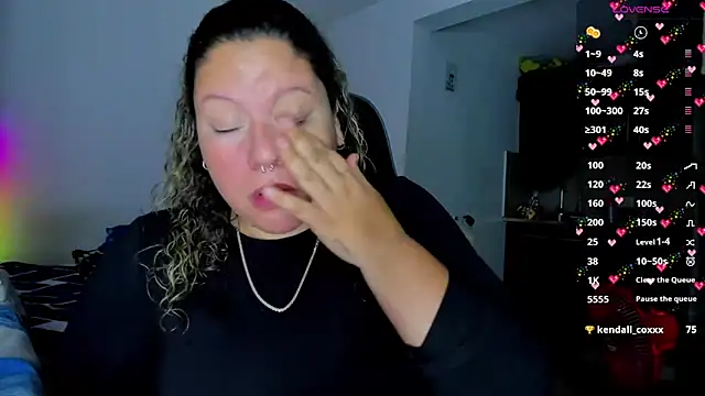 Snapshot of mariana_maze chatting on 02.07.25 mariana maze online show from 02.07.25