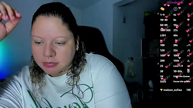 Snapshot of mariana_maze chatting on 02.10.25 mariana maze online show from 02.10.25