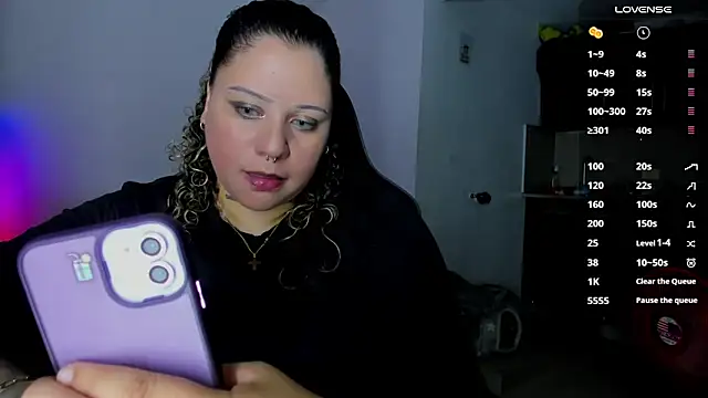 Snapshot of mariana_maze chatting on 03.01.25 mariana maze online show from 03.01.25