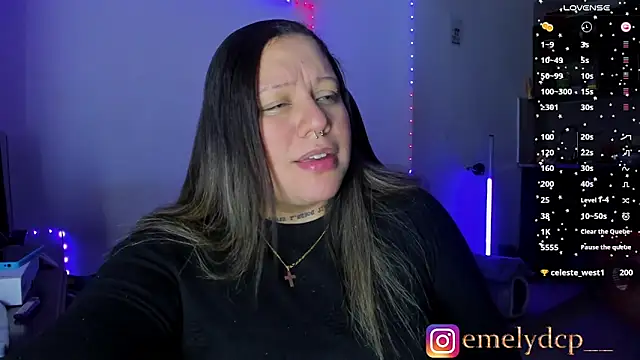 Snapshot of mariana_maze chatting on 11.27.25 mariana maze online show from 11.27.25