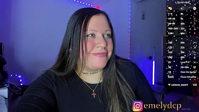 Snapshot of mariana_maze chatting on 11.28.25 mariana maze online show from 11.28.25