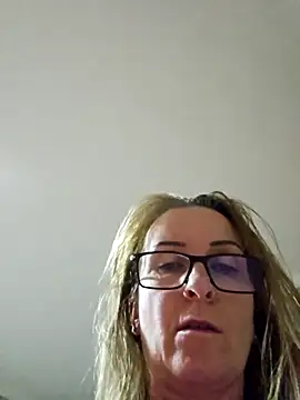 Steffi45 online show from 11.12.25