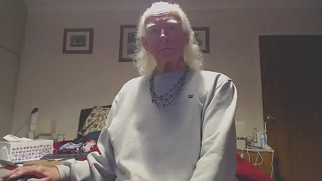 WaverlyKernow online show from 11.05.25