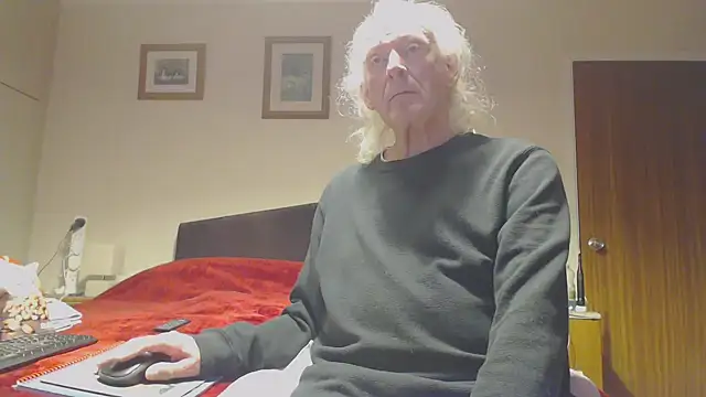 WaverlyKernow online show from 12.15.25