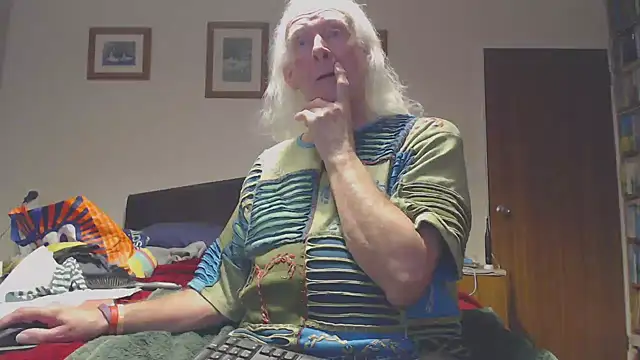 WaverlyKernow online show from 02.10.26