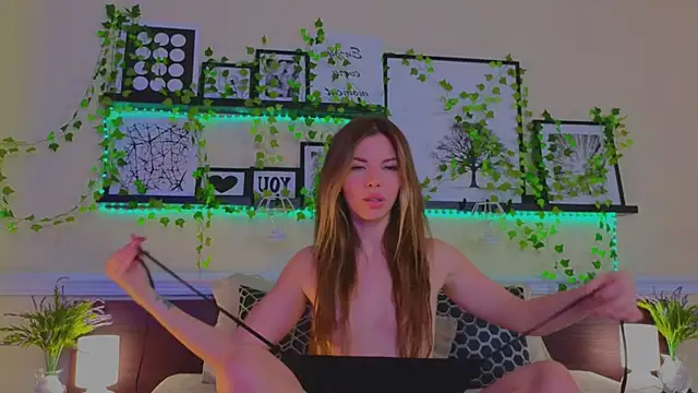 Real Tini online show from 03.06.25