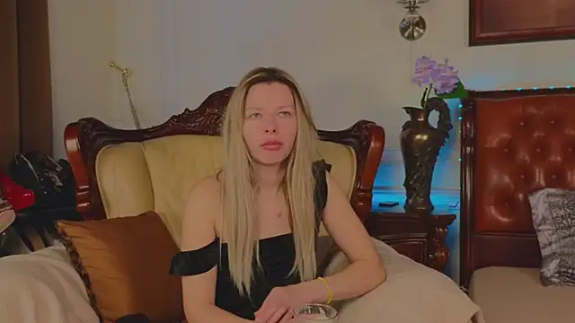 Real Tini online show from 03.12.26